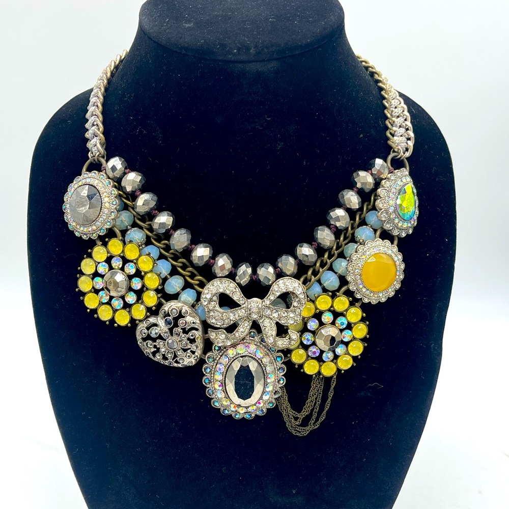 Vintage and RARE Betsy Johnson necklace